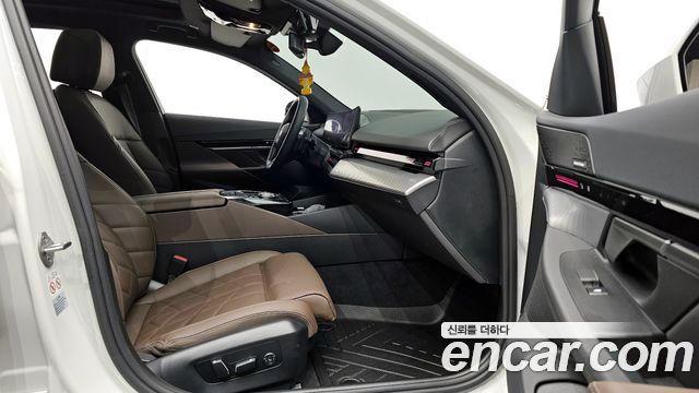 BMW 5-Series 520i Special Edition