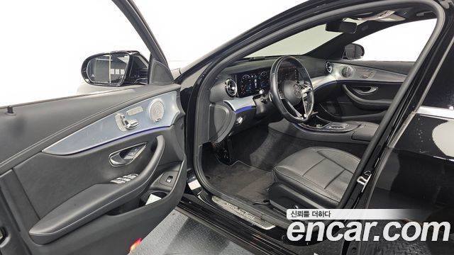 Mercedes-Benz E-Class E350 4MATIC Avantgarde