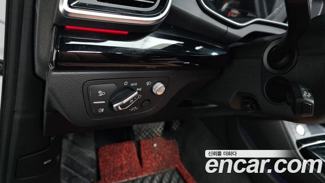 Audi Q5 45 TFSI Quattro Premium