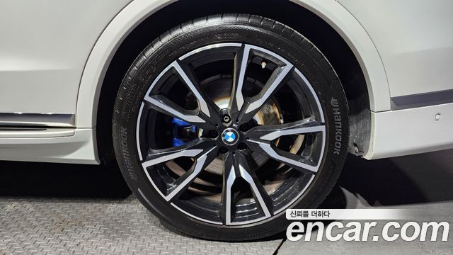 BMW X7 xDrive 40i M Sport 6STR