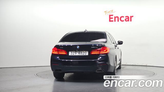 BMW 5-Series 520d xDrive M Sport Package Plus