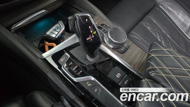 BMW 5-Series 520d xDrive M Sport Package Plus