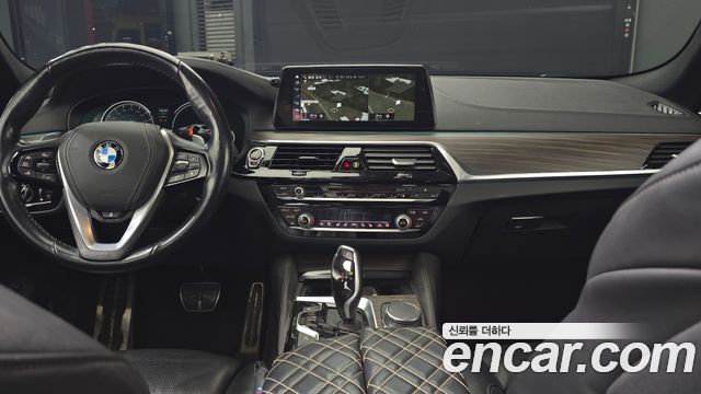 BMW 5-Series 520d xDrive M Sport Package Plus