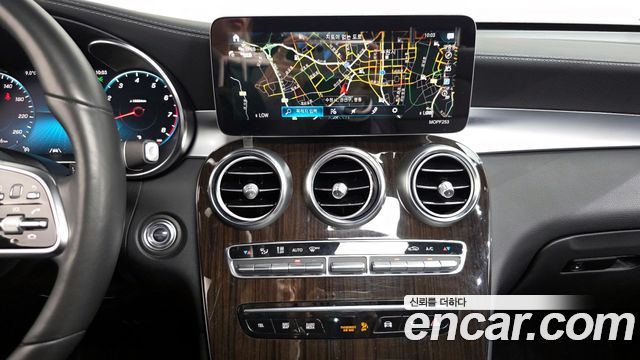 Mercedes-Benz GLC-Class GLC300 4MATIC