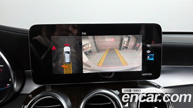 Mercedes-Benz GLC-Class GLC300 4MATIC