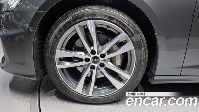 Audi A6 45 TFSI Premium