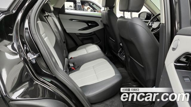 Land Rover Range Rover Evoque P250 Dynamic SE