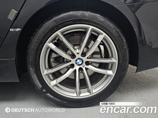 BMW 5-Series 520d xDrive M Sport Package Plus
