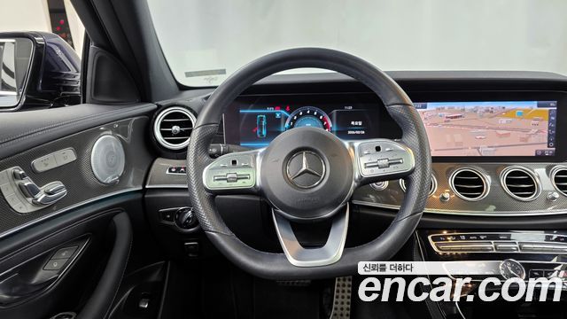 Mercedes-Benz E-Class E350 4MATIC AMG Line