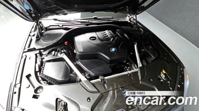 BMW 5-Series 520i Luxury