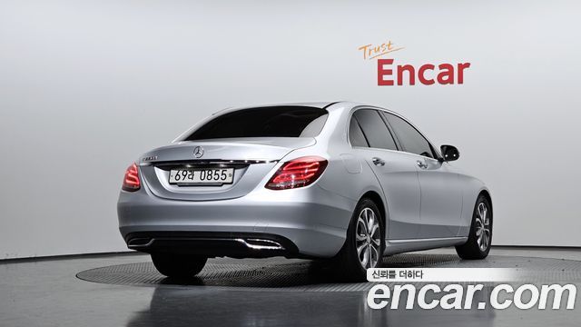 Mercedes-Benz C-Class C220 d Avantgarde