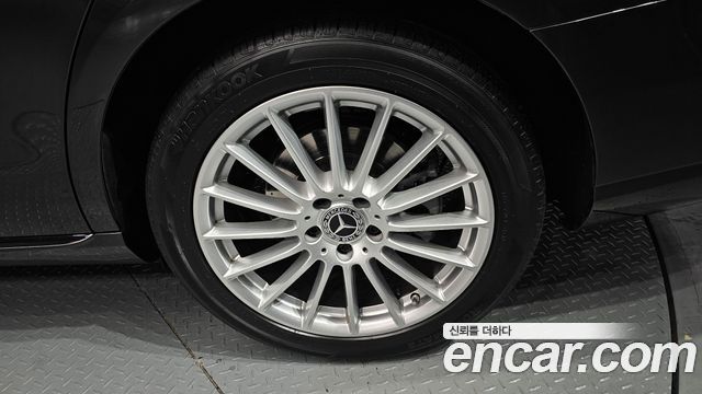 Mercedes-Benz E-Class E250 Exclusive