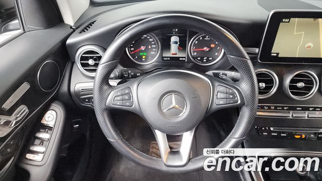 Mercedes-Benz GLC-Class GLC300 4MATIC