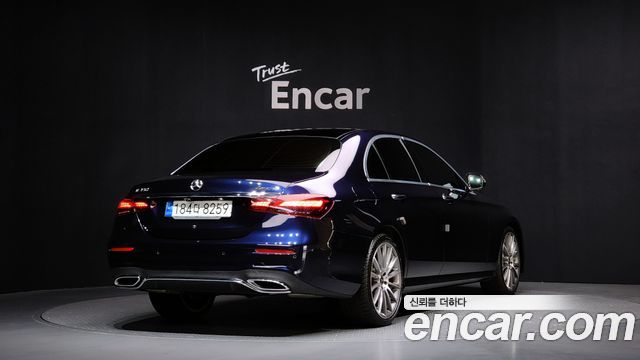 Mercedes-Benz E-Class E350 4MATIC AMG Line