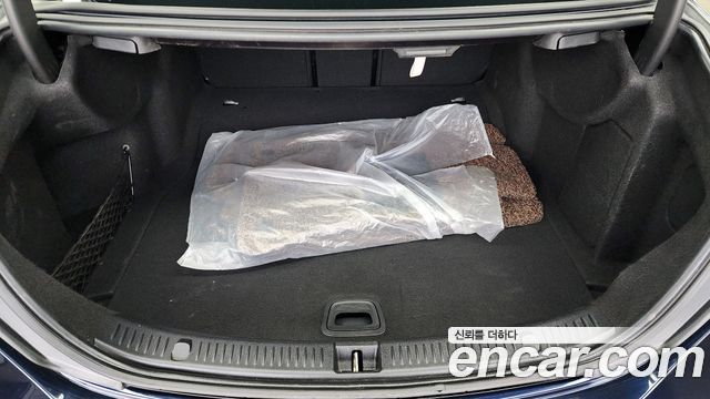 Mercedes-Benz E-Class E350 4MATIC AMG Line