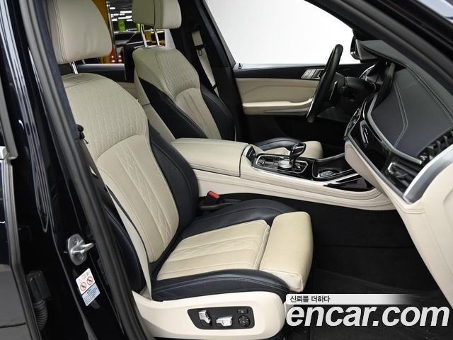 BMW X7 M50i 6STR
