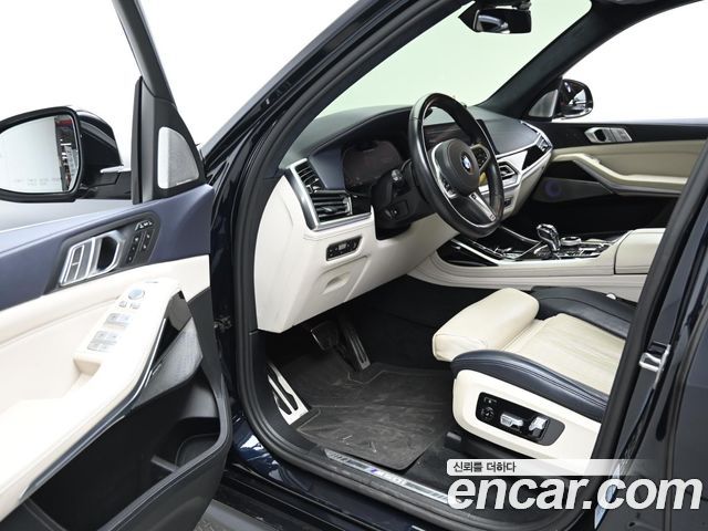 BMW X7 M50i 6STR