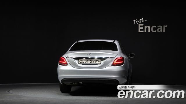 Mercedes-Benz C-Class C200