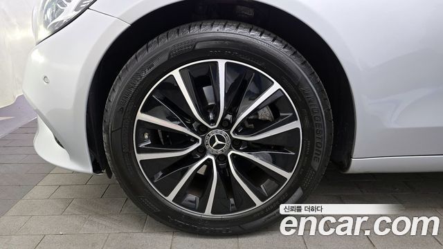 Mercedes-Benz C-Class C200