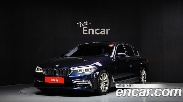 BMW 5-Series 520i Luxury