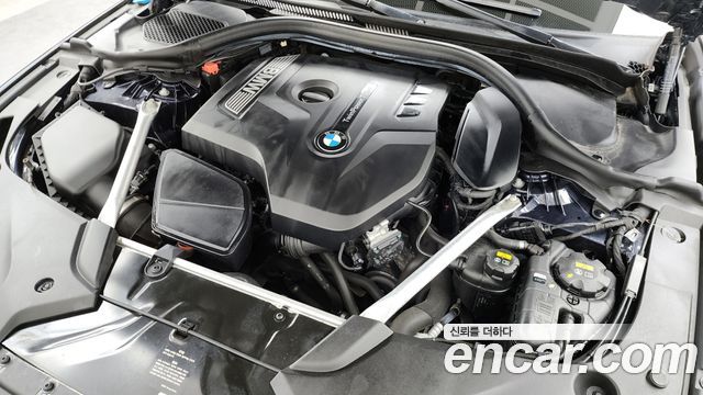 BMW 5-Series 520i Luxury