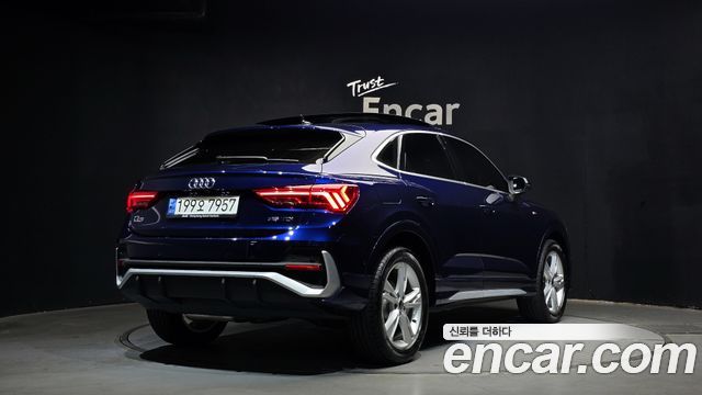 Audi Q3 35 TDI Premium Sportback