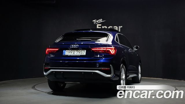 Audi Q3 35 TDI Premium Sportback
