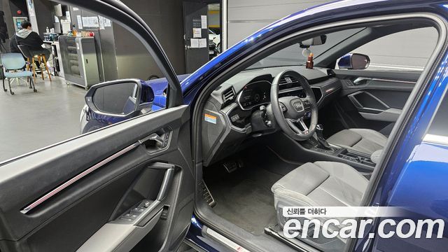 Audi Q3 35 TDI Premium Sportback