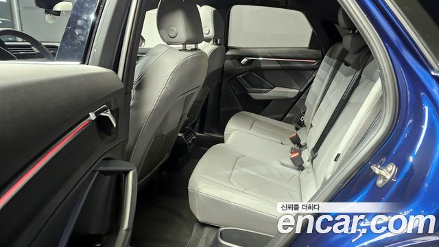 Audi Q3 35 TDI Premium Sportback