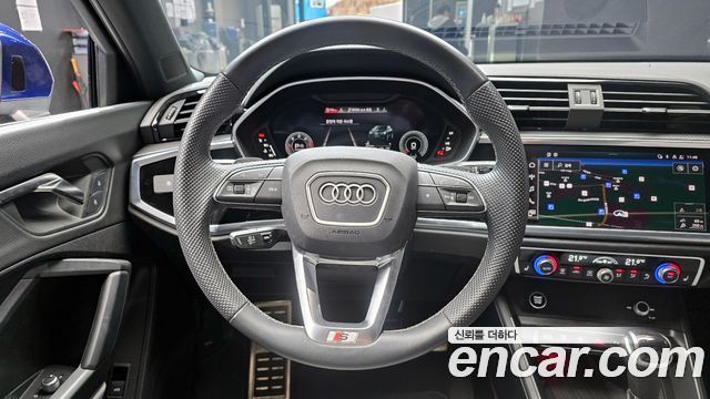 Audi Q3 35 TDI Premium Sportback