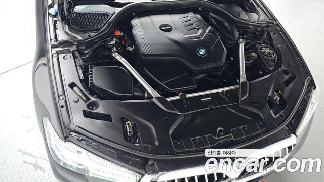 BMW 5-Series 520i Luxury