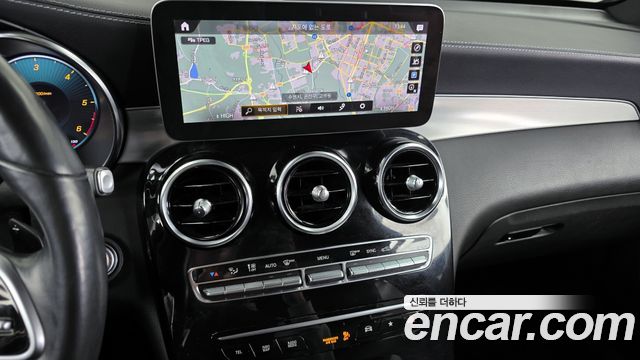 Mercedes-Benz GLC-Class GLC220 d 4MATIC