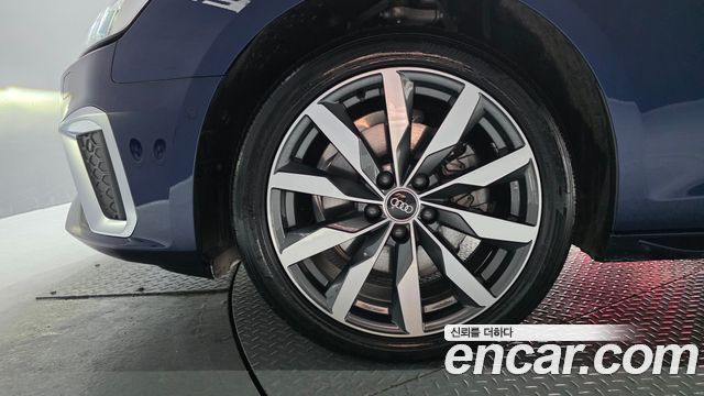 Audi A4 40 TFSI Premium