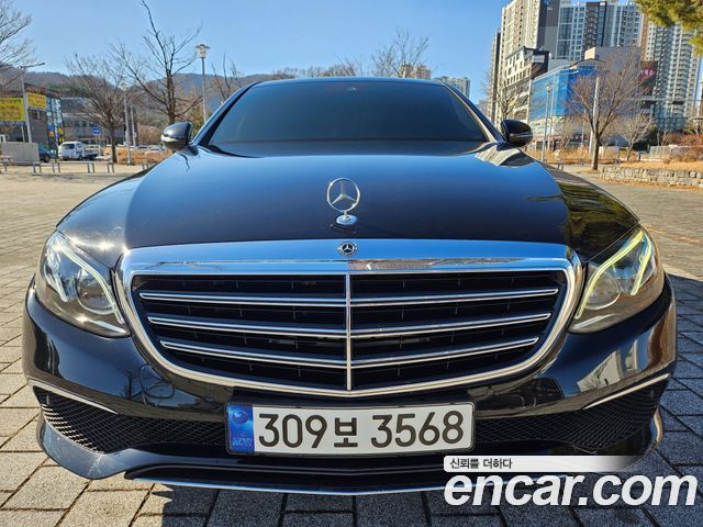 Mercedes-Benz E-Class E220d Exclusive