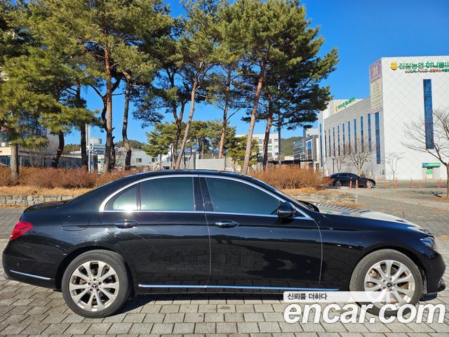 Mercedes-Benz E-Class E220d Exclusive