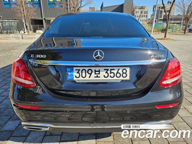 Mercedes-Benz E-Class E220d Exclusive