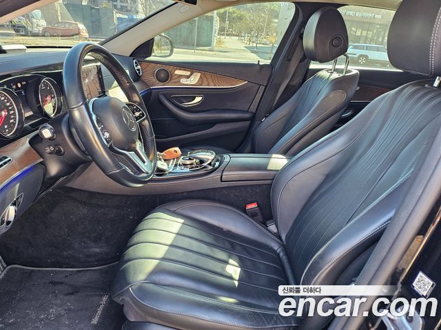 Mercedes-Benz E-Class E220d Exclusive