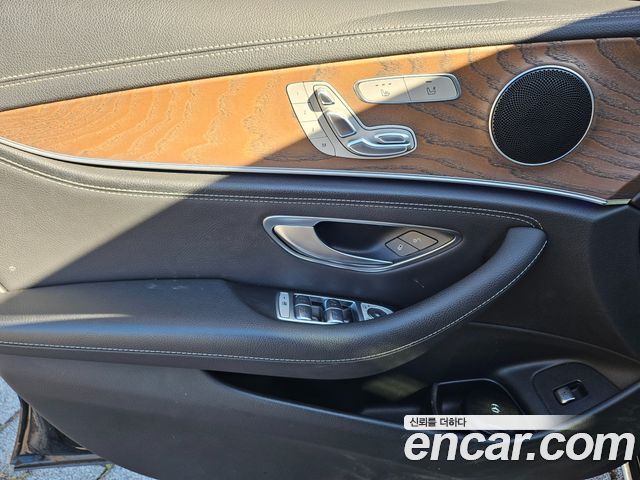Mercedes-Benz E-Class E220d Exclusive