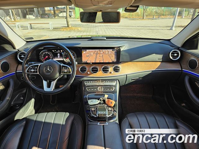 Mercedes-Benz E-Class E220d Exclusive