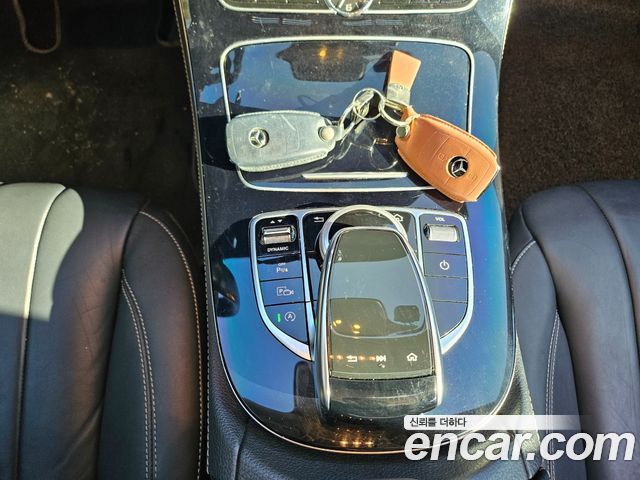 Mercedes-Benz E-Class E220d Exclusive
