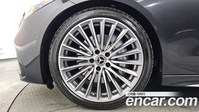 Mercedes-Benz C-Class W206 C300 4MATIC AMG Line