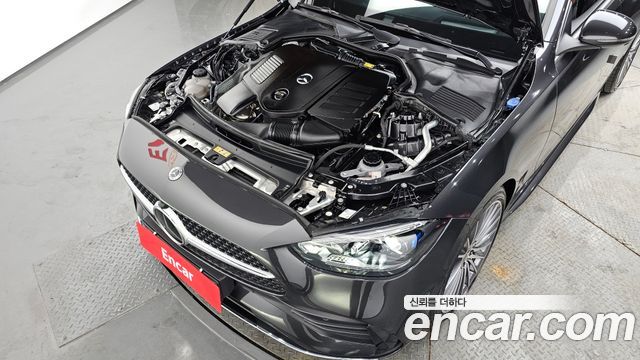 Mercedes-Benz C-Class W206 C300 4MATIC AMG Line