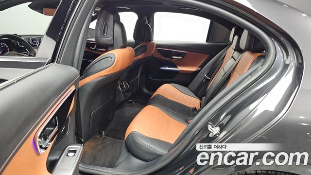 Mercedes-Benz C-Class W206 C300 4MATIC AMG Line