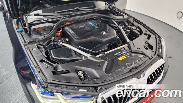 BMW 5-Series 530e M Sport