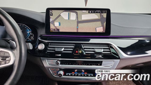 BMW 5-Series 530e M Sport