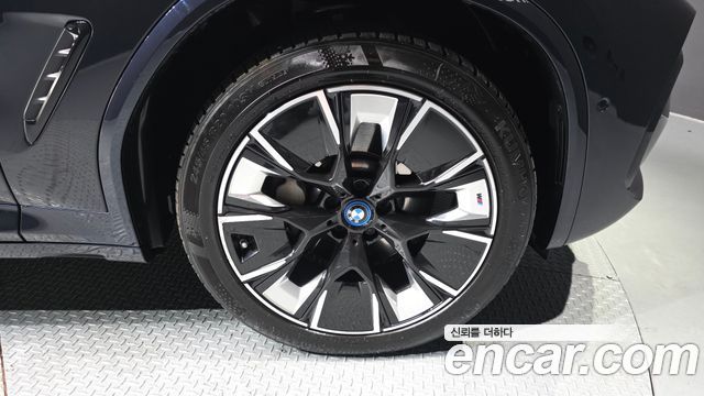 BMW iX3 M Sports
