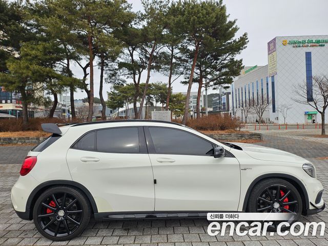 Mercedes-Benz GLA-Class GLA45 AMG 4MATIC
