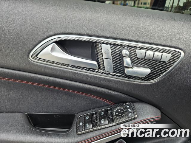Mercedes-Benz GLA-Class GLA45 AMG 4MATIC