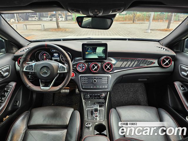 Mercedes-Benz GLA-Class GLA45 AMG 4MATIC