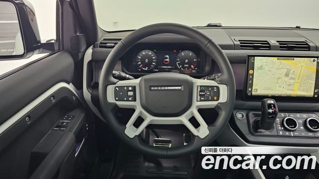 Land Rover Defender 90 D250 X-Dynamic SE